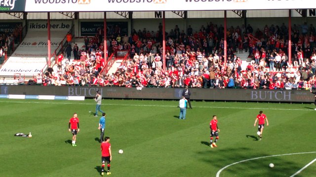 KVK-Excel Mouscron L'échauffement