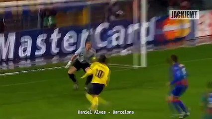 Top 25 INCREDIBLE Assists in Football - HD - YouTube