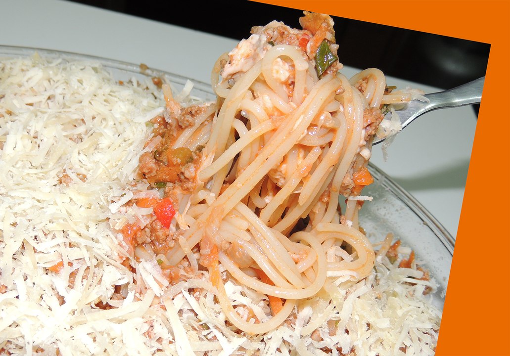 Macarrão com carne Moída