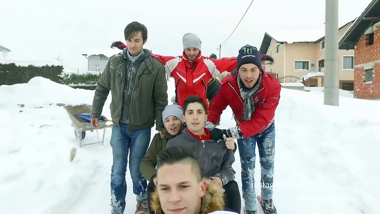 MUST WATCH: FUNNY GAME ON THE SNOW