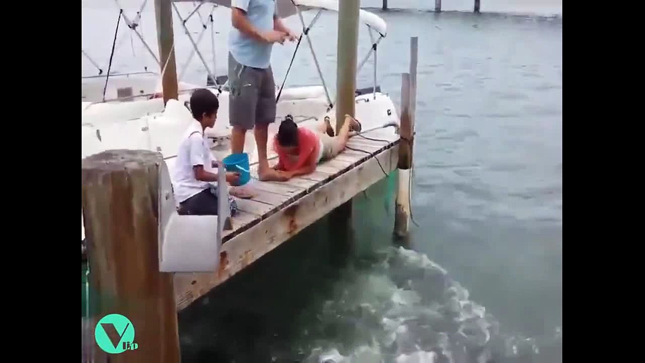 Fishing Fails Compilation... So Funny - video Dailymotion