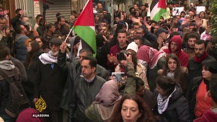 Palestinian police crackdown on protest against security cooperation with Israel
