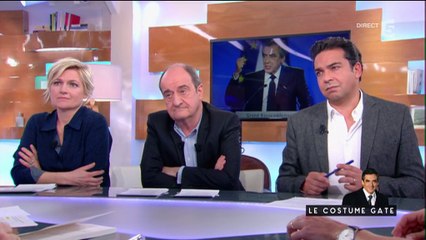 Mélenchon sur les costumes offerts à Fillon : "Tout le monde comprend que ce sont des moyens de pression sur lui"