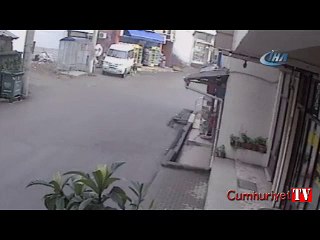 Ezilmekten saniyelerle böyle kurtuldu