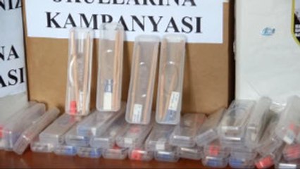 Muğla)fethiye Akut, Ygs'de Kullanılan Malzemeleri Köy Okullarına Ulaştırdı