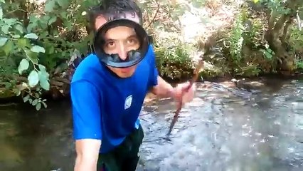 akarsuda balık avlamak hem keyifli hemde serınletıcı