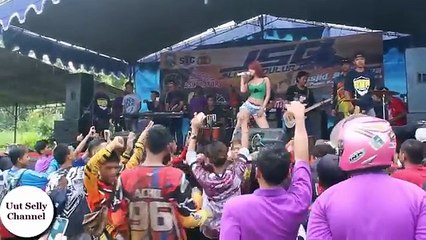 HOT GITA SEDUT SENUT LUNGSET DANGDUT KOPLO 2017