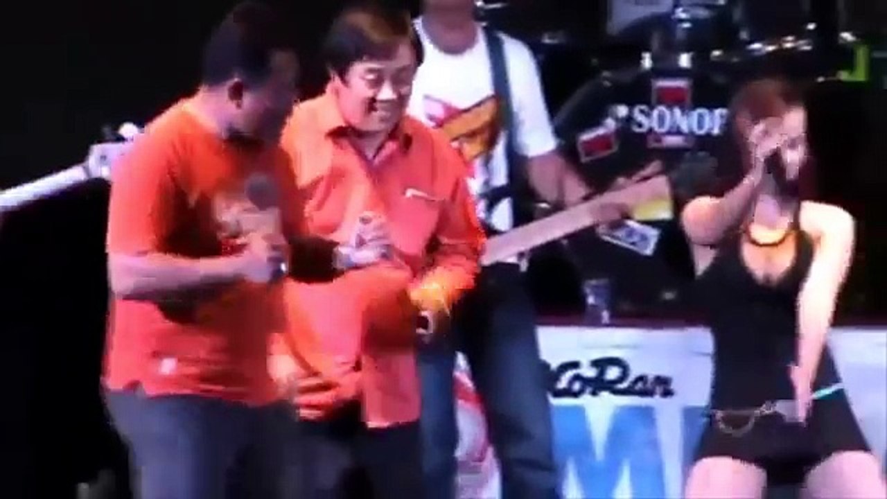 ● Uut Selly ● Sakitnya Tuh Disini ● Dangdut Koplo Hot 2017