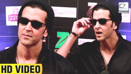 Hrithik Roshan Looks WEIRD At Zee Cine Awards 2017 Red Carpet  | LehrenTV