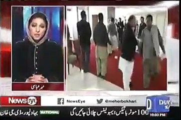 Mehar Abbasi Takes Class Of Maryum Nawaz For Not Saying Single Word Against Javed Latif