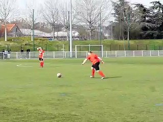 FEMININE : LE COUP-FRANC QUI MAINTIEN L'ECART AU CLASSEMENT...