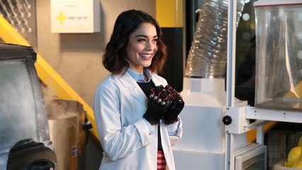 Powerless // S1E6 (Van of the Year) // Full Episode