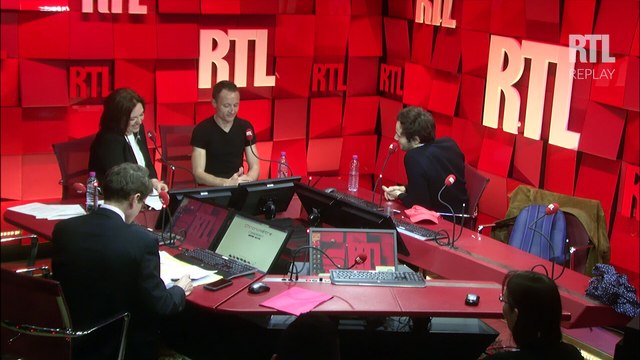 Yann Moix mouché par Vianney