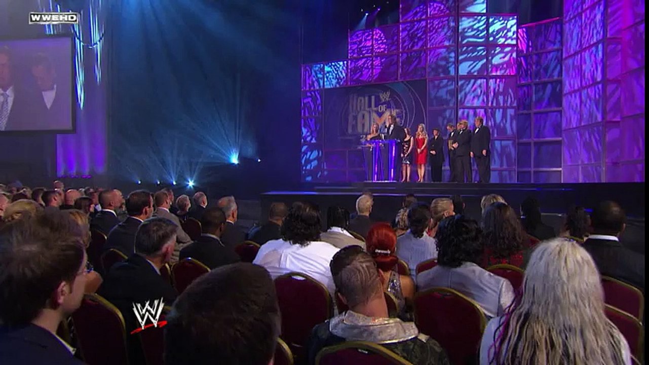 Bret Hart and the Hart family speak on behalf of Stu Hart