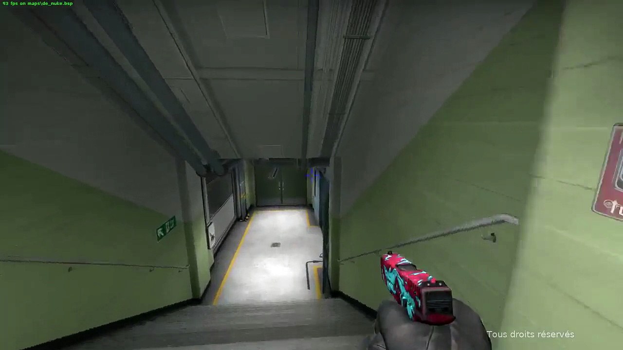 The door is open - 4k glock clutch.mp4
