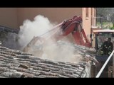 Avendita di Cascia (PG) - Terremoto, demolizione di un'abitazione (14.03.17)