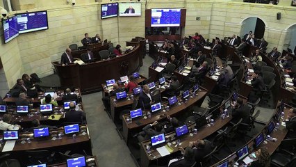 كولومبيا تقر إصلاحا دستوريا يتيح إنشاء محاكم لجرائم الحرب