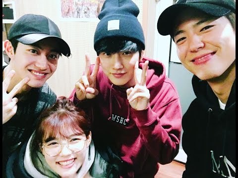 B1A4's Jinyoung receives a surprise visit from the cast of Moonlight Drawn By Clouds