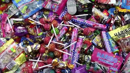 The Itsy Bitsy Spider eats A lot of Candy - Learn Colors with Surprise Eggs