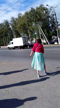 Голосующая девочка пьяная в дрова чебоксары