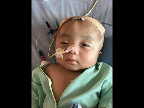 Bé trai bị não úng thủy nặng đã về đến chùa Vạn Đức: “Cầu mong kỳ tích xảy ra với Đức Lộc”