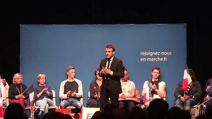 Quand Macron fait applaudir Juppé (deux fois)