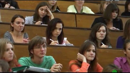Boy Drawing a picture of his crush in class HD