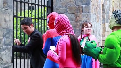 Spiderman Frozen Elsa #15 Funny Prank Hulk Kiss Snow White Anna The Mummy Superhero In Real Life