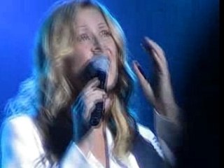 Lara fabian - La diffèrence (live aout 2006)