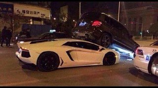 IDIOT Lambo Drivers, Epic Lambo Driving Fails