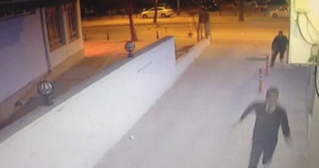 Lokantaya Pompalı Tüfekle Saldıran Adam, Kameralara Yansıdı