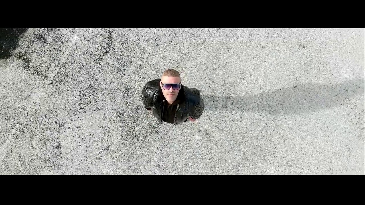 ΜΔ| Μάκης Δάρρειος - Όταν κοιτάω αυτά τα μάτια    | (Official ᴴᴰvideo clip)  Greek- face