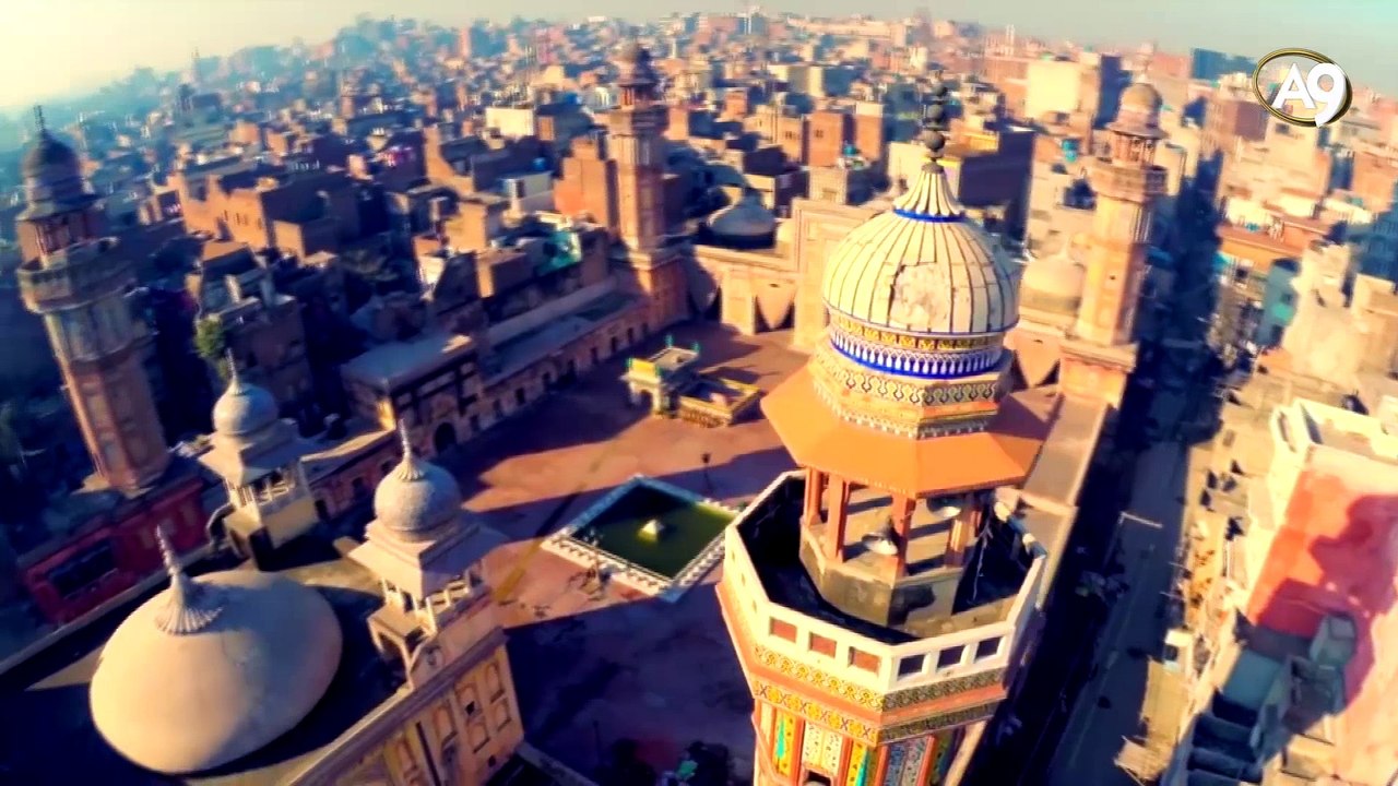 Muslims' love for The Prophet Moses (pbuh) and The Prophet Jesus (pbuh)