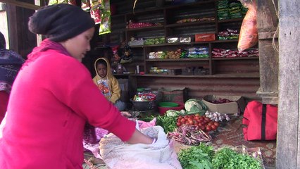 Forced to flee war, Nepali women cycle out of poverty