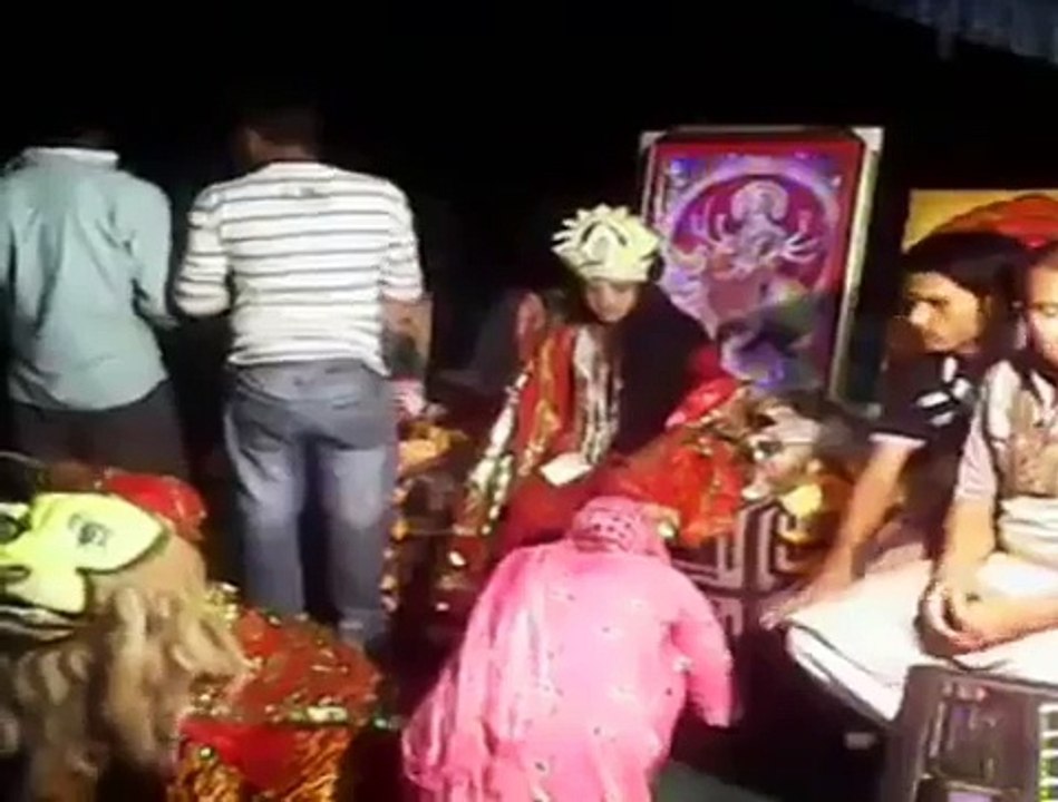 Boy-caught-by-fire-during-Mata-Jagran-Danger
