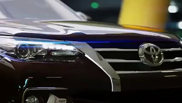 Toyota Fortuner 2017 Đánh giá xe chi tiết, bán trả góp 0906080068