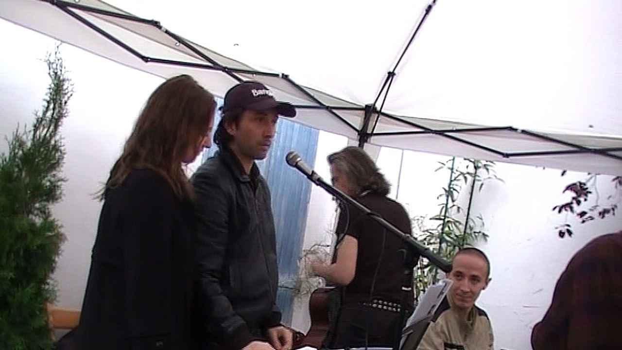 88 'VIDEO' - 07.06.09  Florence Mezard et Sebastien Roch, Preparation  - Cour saint Pierre