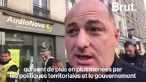 Les sapeurs-pompiers manifestent leur mécontentement dans Paris