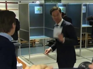 নেদারল্যান্ডসে চলছে পার্লামেন্ট নির্বাচনের ভোট গ্রহণ