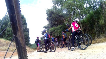Filmando em 4k, 2,7k, ultra hd, filmando as trilhas de Mountain bike, vamos pedalar, amigos nas trilhas, pedal da Terça Biker, 60 km,  Vale do Paraíba, Caçapava, SP, Brasil, 2017