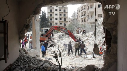 Syrie: au-moins neuf morts dans une frappe aérienne à Idleb