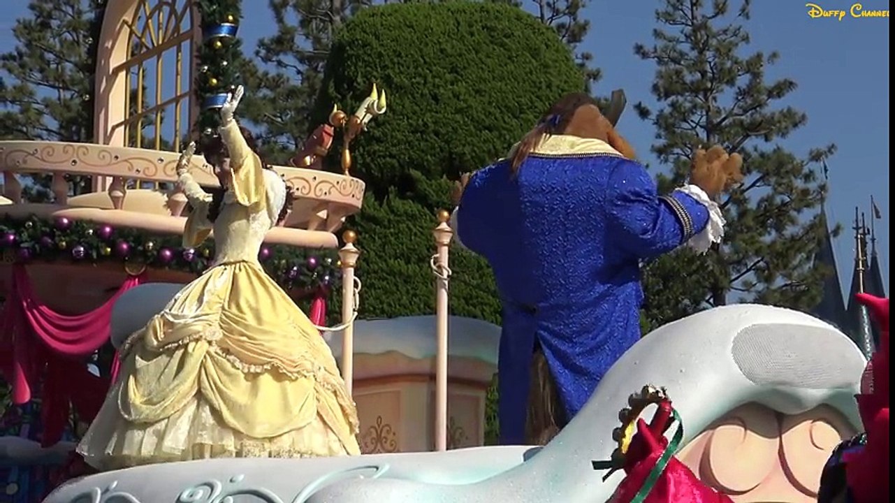 ºoº [ 美女と野獣] ディズニークリスマスストーリーズパレード ベルとビースト TDL Christmas stories parade Beauty and the Beast float