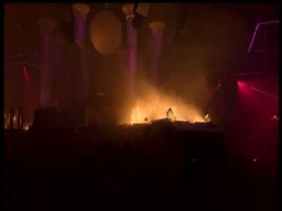 Sensation White 2004 Ath