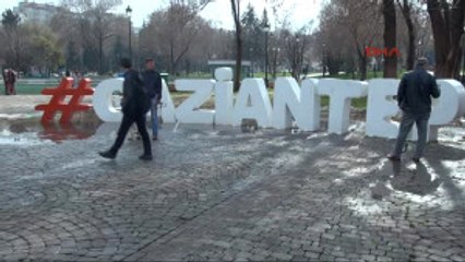 Gaziantep'te, Köpekli Hollanda Protestosu