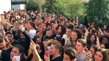 Istres : Julien Tanti rend visite à ses fans
