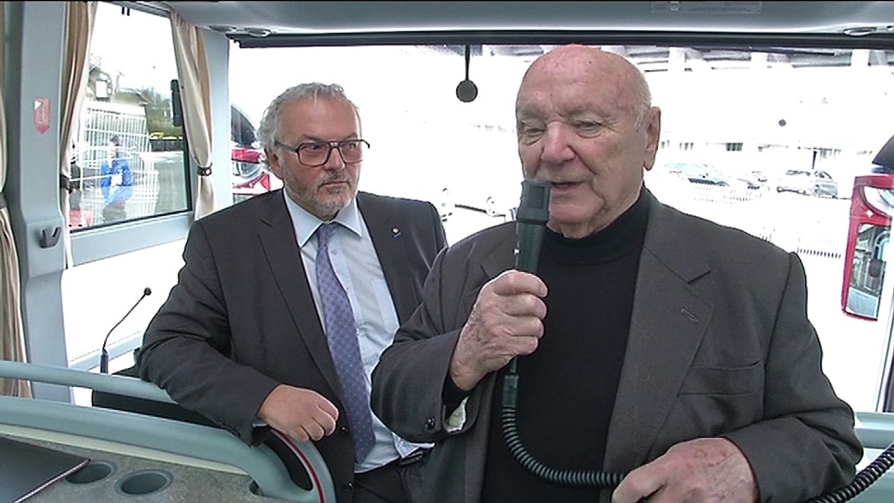 Inauguration du nouveau car