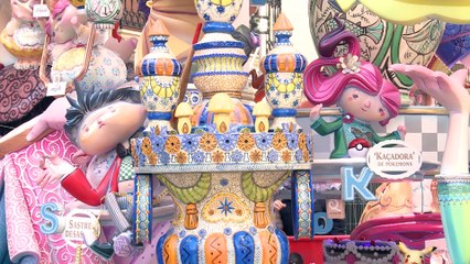 Скачать видео: Valencia da el pistoletazo de salida a las Fallas