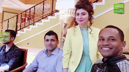 See What Najiba Faiz Doing with Foriegn players In Zalmi Team Dinner