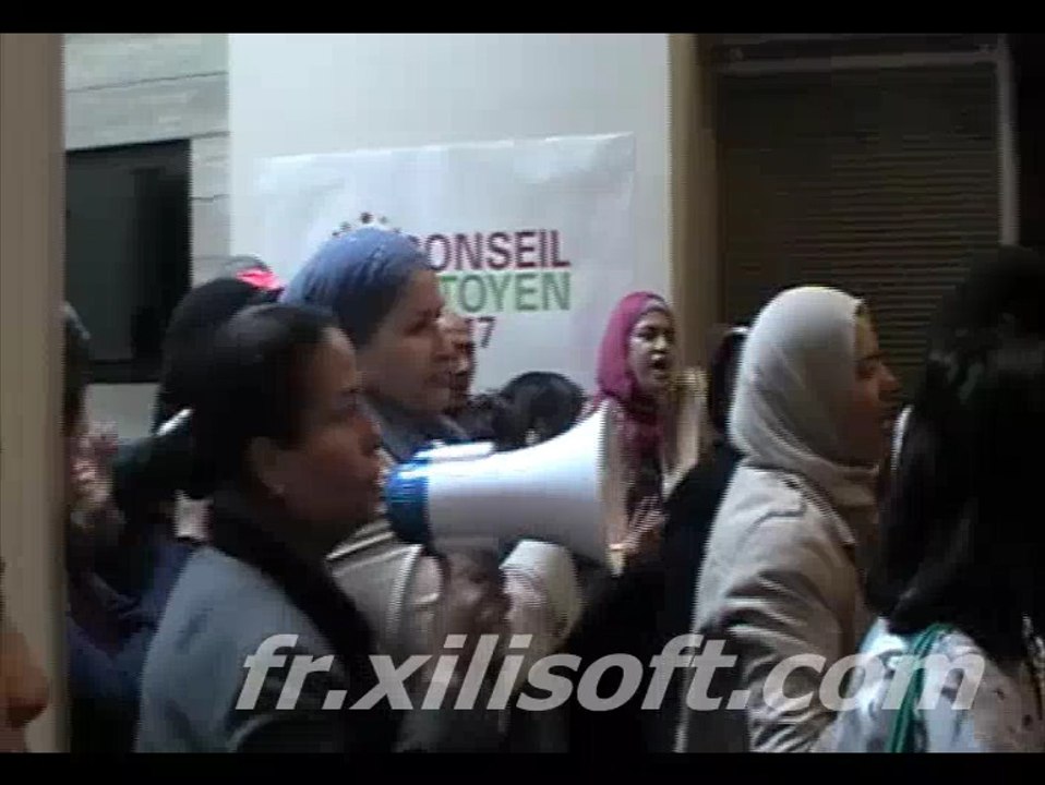 Les mal-logés au QG de Benoît Hamon