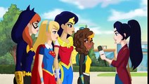 DC super hero girls: hero of the year español